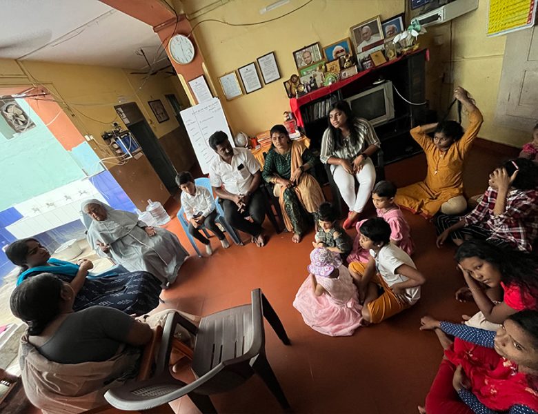 Egmore Orphanage – Providing Clothes to the Underprivileged Students